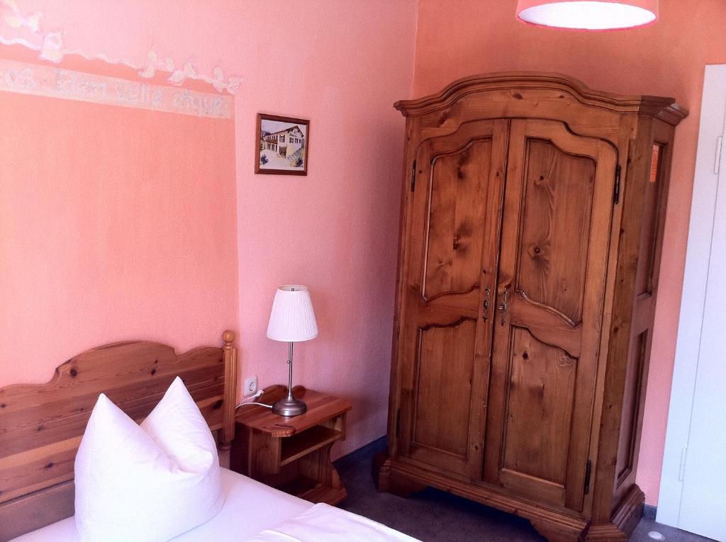 Baeckeralm - B&B 16 + Mittenwald Phòng bức ảnh