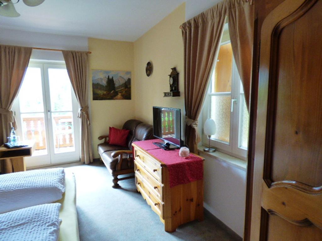 Baeckeralm - B&B 16 + Mittenwald Ngoại thất bức ảnh
